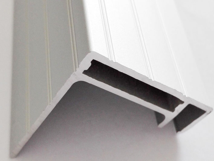 1717057185618420.jpg 太陽能邊框鋁型材-2.jpg