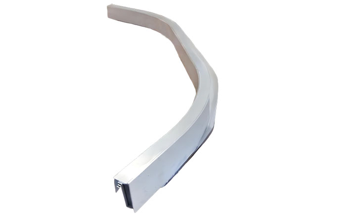 1718673744455894.jpg 汽車保險杠鋁型材 111.jpg