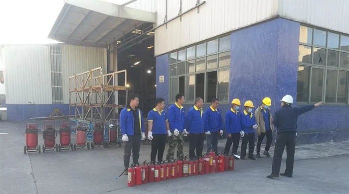 1733293678404124.jpg 廣東中亞鋁業消防訓練-4.jpg