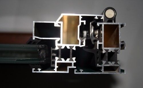 華建工業鋁型材系統門窗 鋁合金排名有哪些